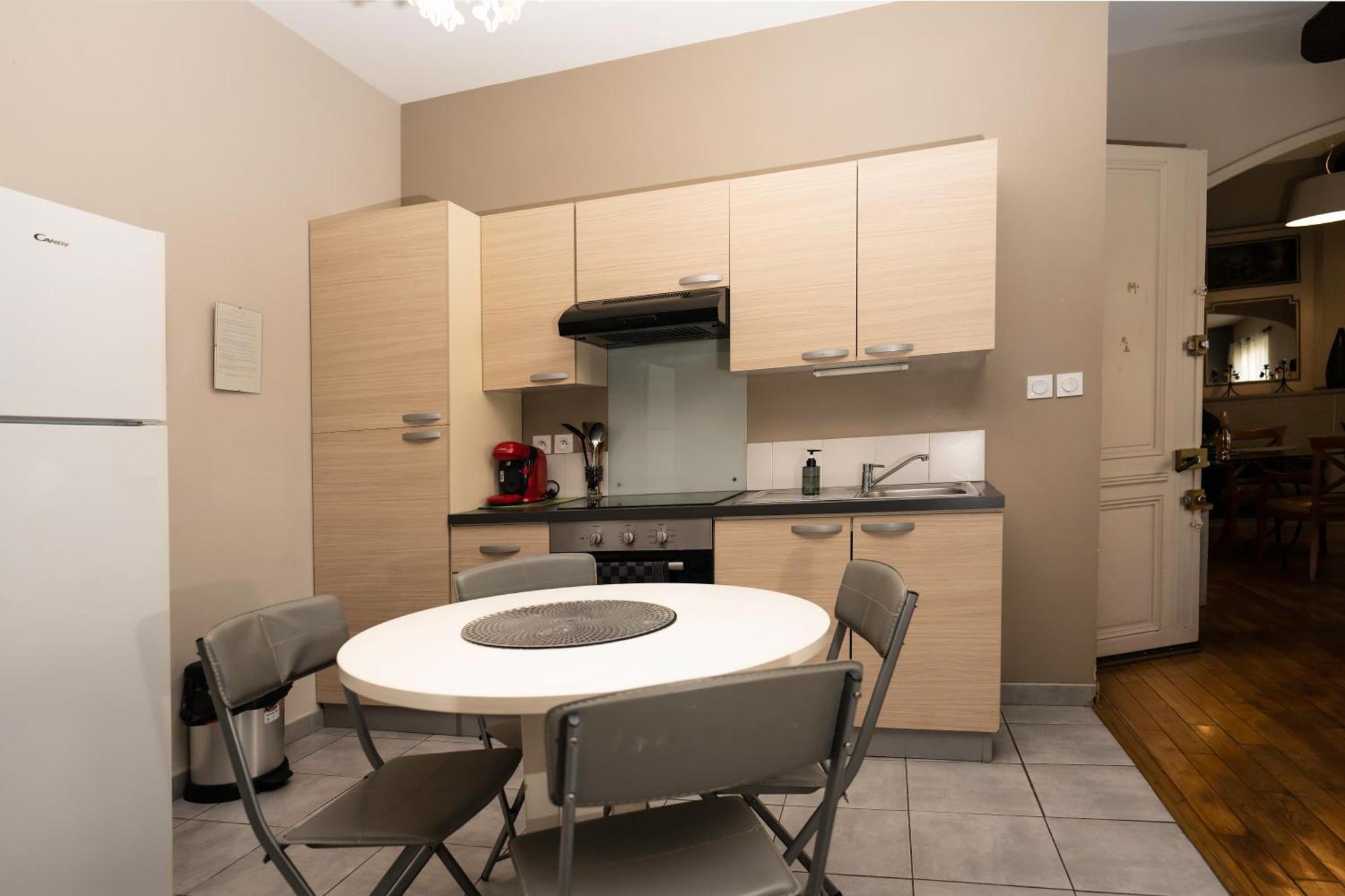 "Air D'Antan"-Meuble De Tourisme 3 Etoiles -Residence "Les Logis De Beziers"-Garage Optionnel-Coeur De Ville-Plages A 16Km ! ภายนอก รูปภาพ